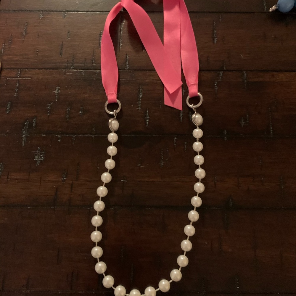 pearl necklace